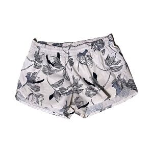 Athleta | Black White Floral Nouvea Racer Run Shirts, XL